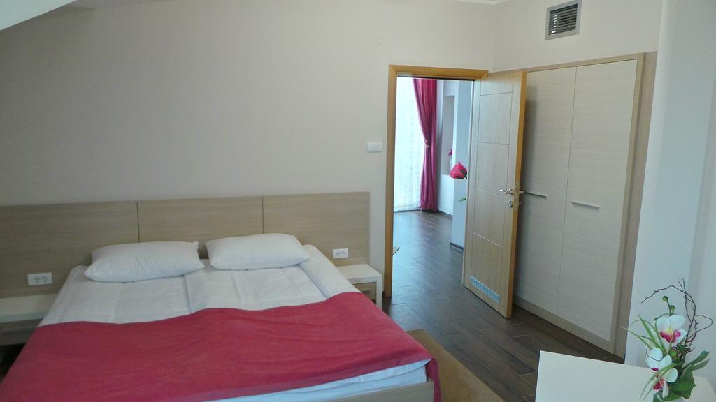 Kesten Futog Zimmer foto